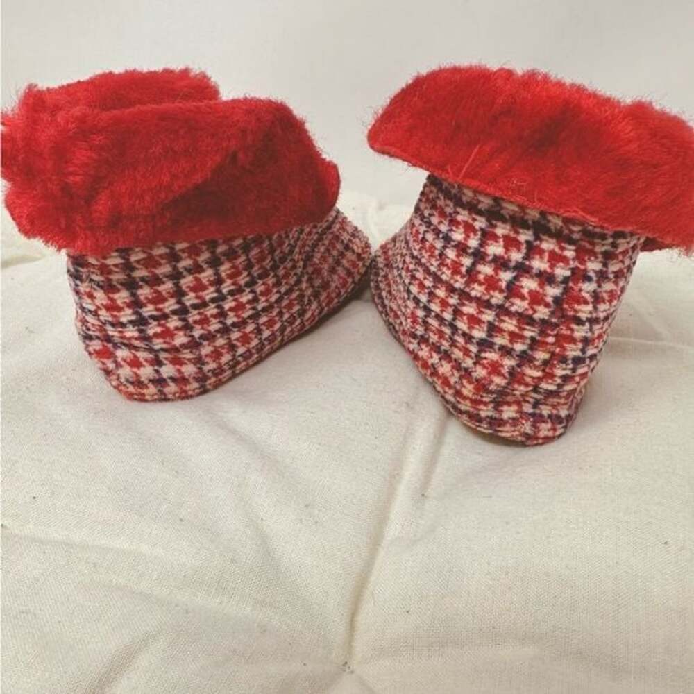 Vintage Artisan-crafted Red Plaid Zipper Baby Shoes size 3.5 / 6 - 12 months - Picture 3 of 8